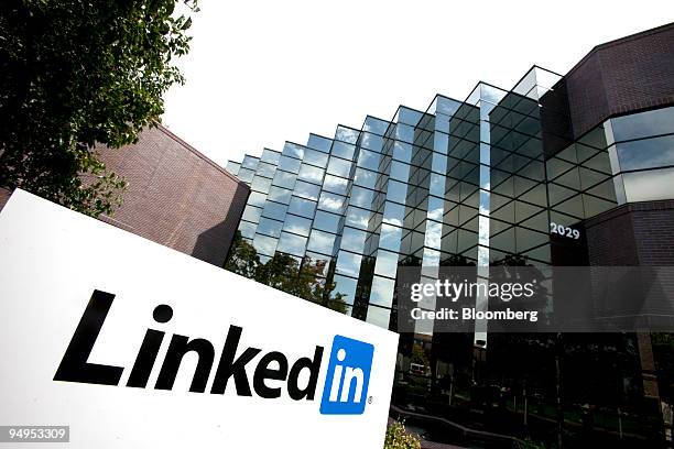 Linkedin Headquarters Photos and Premium High Res Pictures - Getty Images