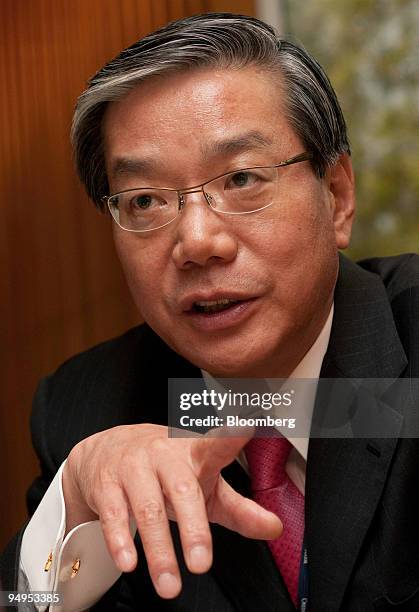 Hwang Young-Key, chairman and chief executive officer of KB Financial Group Inc., who also serves as chairman of Woori Bank, speaks during an...