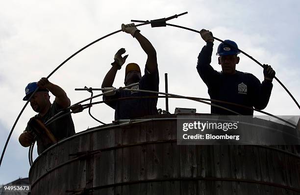 Henry Rosenwach 33 Rosenwach Tank Stock Photos, High-Res Pictures, and Images - Getty ...