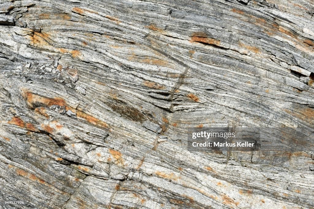 Lewisian Rocks Crosssection And Structure Of Lewis Gneiss Lewisian Metamorphic Rock ...
