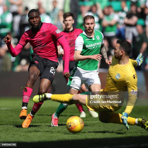 Odsonne Edouard of Celtic scores during the Ladbrokes Scottish Premiership match between Hibernian and Celtic at Easter Road on April 21, 2018 in...