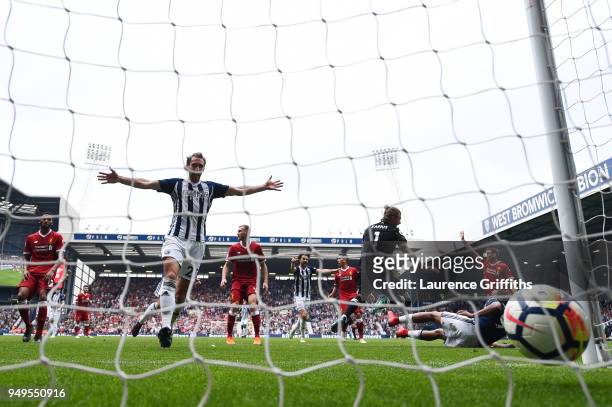 Craig Dawson of West Bromwich Albion celebrates as Jose Salomon Rondon of West Bromwich Albion scores their sides second goal during the Premier...