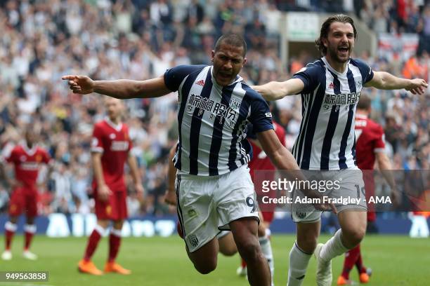 Salomon Rondon of West Bromwich Albion celebrates after scoring a goal to make it 2-2 with Jay Rodriguez of West Bromwich Albion during the Premier...