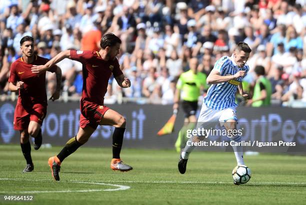 Jasmin Kurtic of Spal in action during the serie A match between Spal and AS Roma at Stadio Paolo Mazza on April 21, 2018 in Ferrara, Italy.