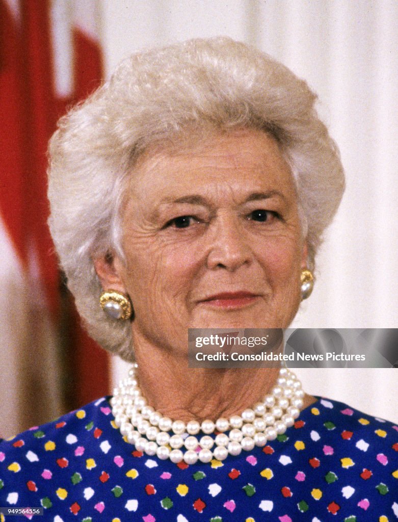 Barbara Bush Hosts Ceremony