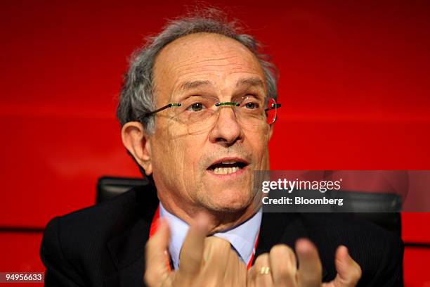 Pier Francesco Guarguaglini, chief executive officer of Finmeccanica SpA, speaks at a press conference at the Paris Air Show in Le Bourget, France,...