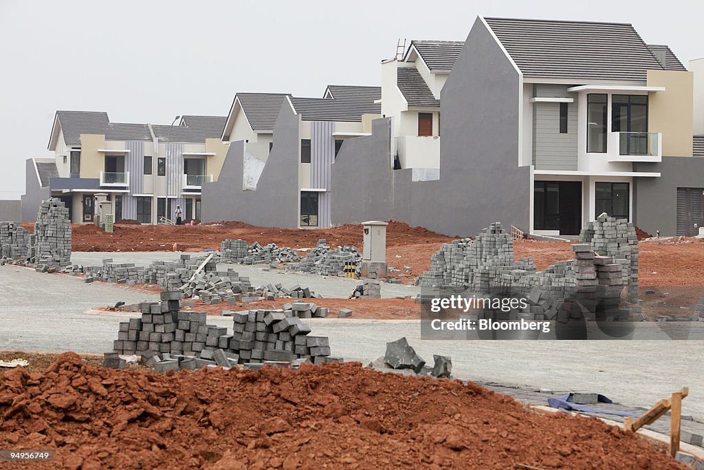 Residential housing is under construction in PT Bumi Serpong