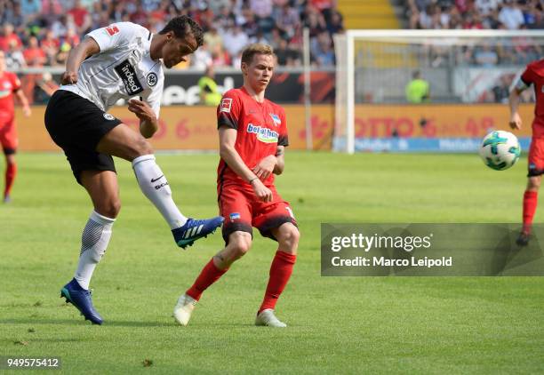 Timothy Chandler of Eintracht Frankfurt and Ondrej Duda of Hertha BSC during the game between Eintracht Frankfurt and Hertha BSC at the...