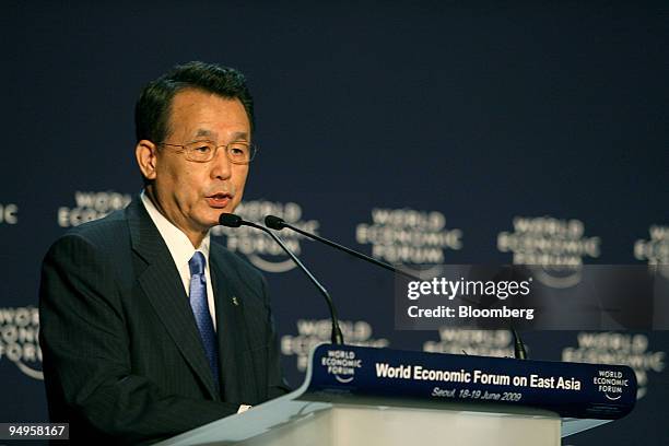 Han Seung-Soo, South Korea's prime minister, speaks during the World Economic Forum on East Asia, in Seoul, South Korea, on Friday, June 19, 2009....