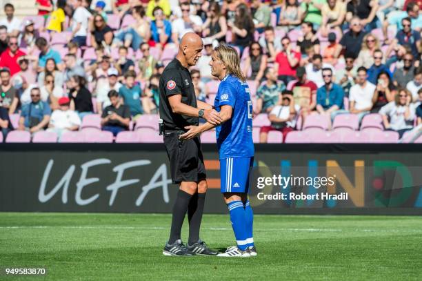 Referee Pierluigi Collina has a talk with Michel Salgado during the UEFA Match for Solidarity at Stade de Geneva on April 21, 2018 in Geneva,...