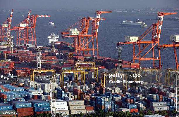 Japanese Container Line Japa Photos and Premium High Res Pictures - Getty Images