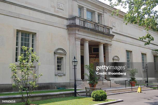 Exterior view of the Barnes Foundation museum in Merion, Pennsylvania, U.S. On July 27, 2009. To increase visitor accessibility and broaden financial...
