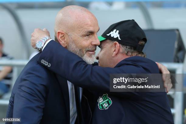 Stefano Pioli manager of ACF Fiorentina and Giuseppe Iachini manager of US Sassuolo during the serie A match between US Sassuolo and ACF Fiorentina...