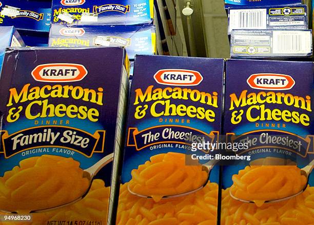 Boxes of Kraft Foods inc., macaroni and cheese sits on display at a grocery store in New York, U.S., on Wednesday, Sept. 9, 2009. Kraft, the world's...