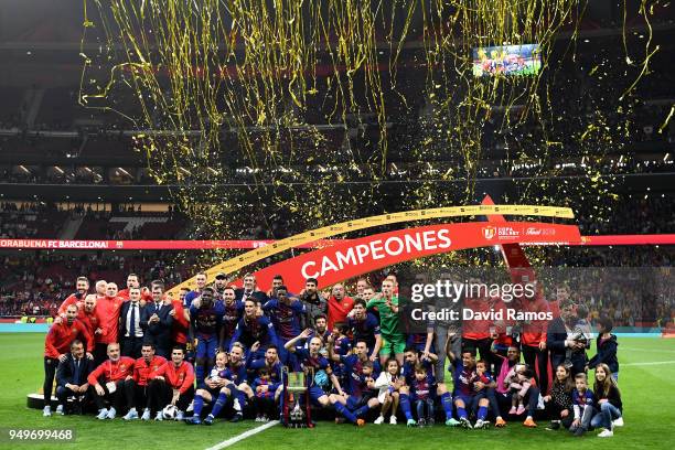 The Barcelona team celebrate winning the cup during the Spanish Copa del Rey match between Barcelona and Sevilla at Wanda Metropolitano on April 21,...