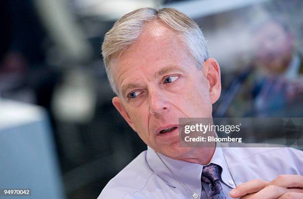 Lowell McAdam, president and chief executive officer of Verizon Wireless, speaks during an editorial board meeting in New York, U.S., on Wednesday,...