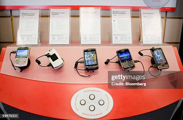 Research In Motion Ltd. BlackBerry phones sit on display at a Verizon Wireless store in New York, U.S., on Monday, July 27, 2009. Verizon...