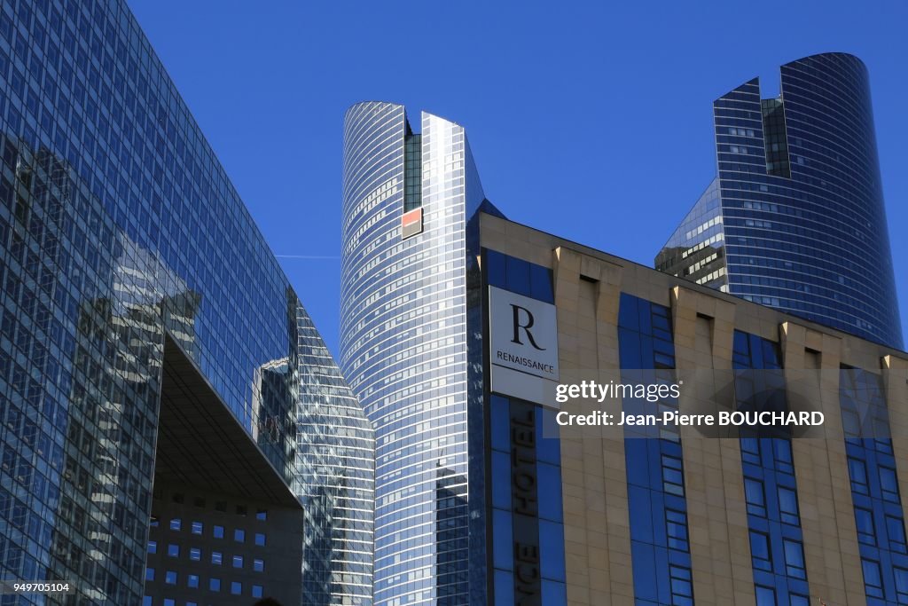 Les tours Chassagne et Alicante, également appelées tours Société