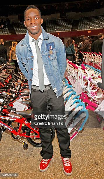 Actor Elijah Kelley attends "Christmas In The City" Charity Toy Drive at LA Sports Arena on December 20, 2009 in Los Angeles, California.