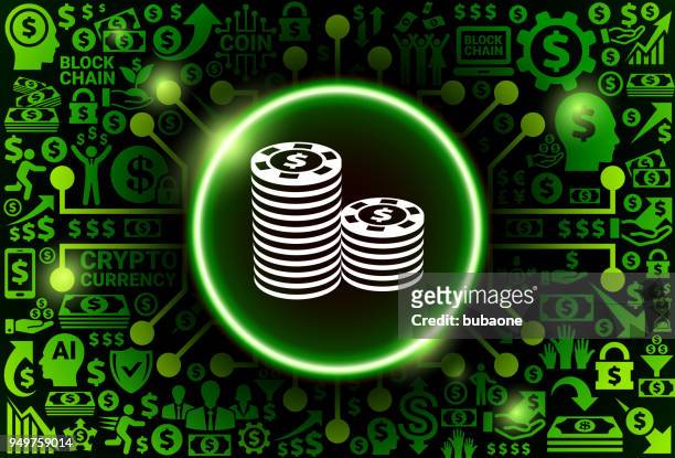 ilustraciones, imágenes clip art, dibujos animados e iconos de stock de poker chips en icono dinero y fondo cryptocurrency - casino chips