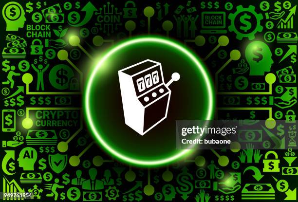 slot machine-symbol auf geld und kryptowährung hintergrund - gambling chip stock-grafiken, -clipart, -cartoons und -symbole