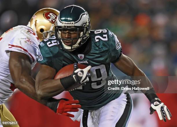 Running back LeSean McCoy of the Philadelphia Eagles runs the ball during the game against the San Francisco 49ers on December 20, 2009 at Lincoln...