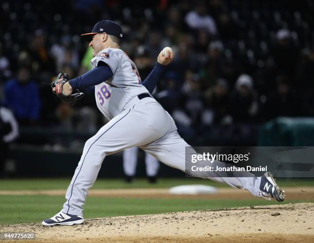 Joe Smith of the Houston Astros pitches against the Chicago White Sox at Guaranteed Rate Field on April 20, 2018 in Chicago, Illinois.