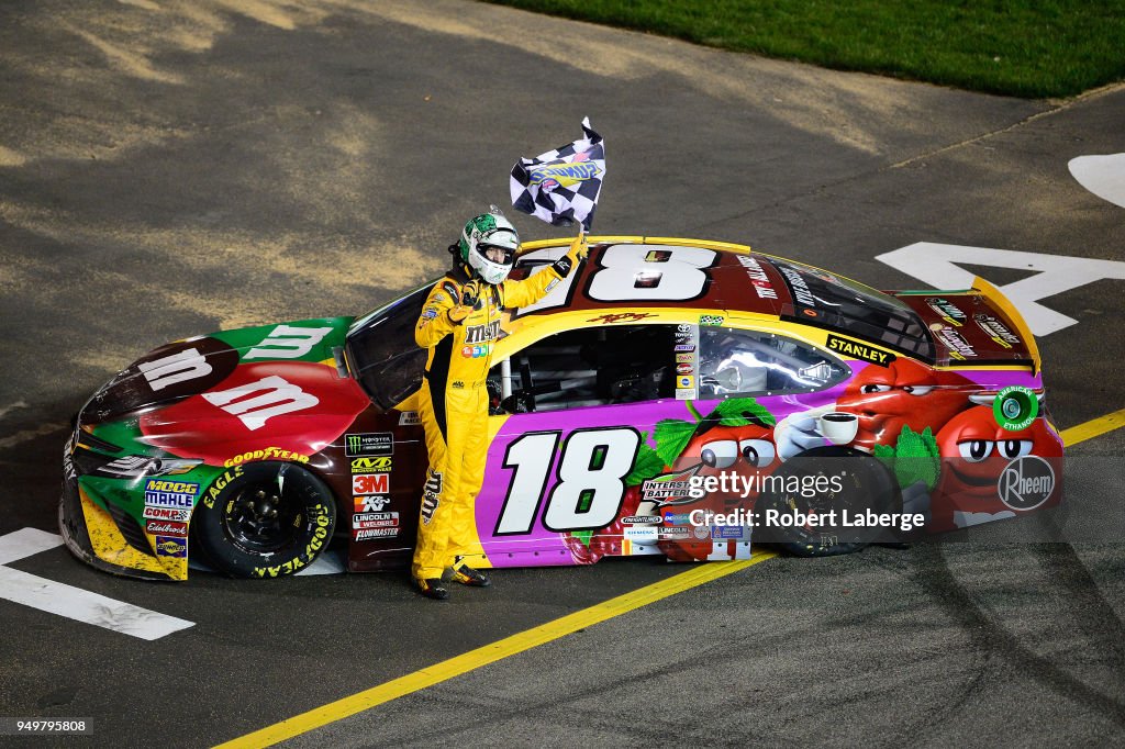 Monster Energy NASCAR Cup Series Toyota Owners 400