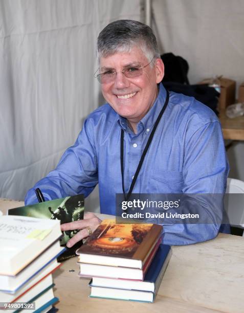 Rick Riordan Protrait Rick Riordan Fotografías e imágenes de stock - Getty Images