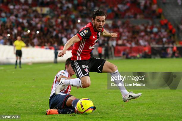 Juan Vigon of Atlas controls the ball during the 16th round match between Atlas and Chivas as part of the Torneo Clausura 2018 Liga MX at Jalisco...