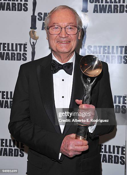 Producer Roger Corman receives the Auteur Award at the International Press Academy's 14th Annual Satellite Awards on December 20, 2009 in Los...