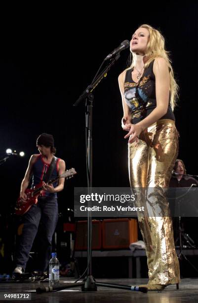 Jewel performs on stage at Carre on February 28th 2002 in Amsterdam, Netherlands.