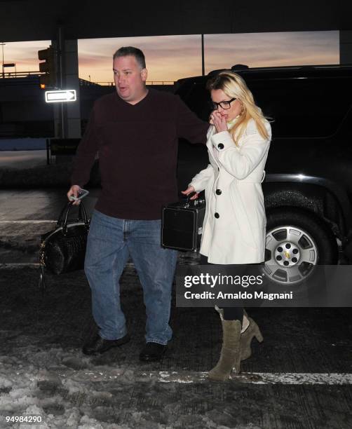 Britney Spears arrives at JFK airport on December 21, 2009 in the Queens borough of New York City.