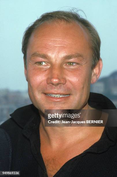 Portrait de l'acteur Klaus Maria Brandauer le 11 mai 1985 à Cannes, France.