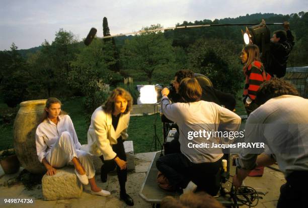 Tournage du film de Joy Fleury 'Tristesse et Beauté' avec Myriem Roussel et Charlotte Rampling en France.