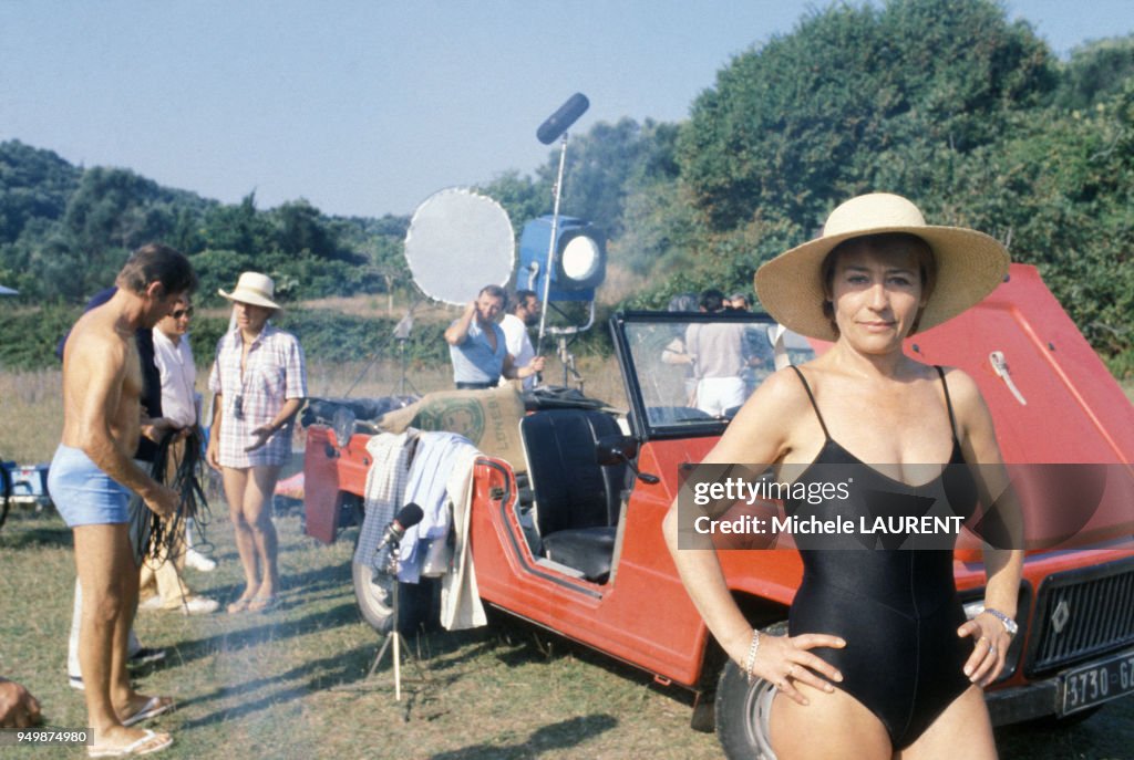 Annie Girardot lors du tournage du film 'On a volé la cuisse de... News Photo Getty Images Annie Girardot lors du tournage du film 'On a volé la cuisse de... News Photo Getty Images