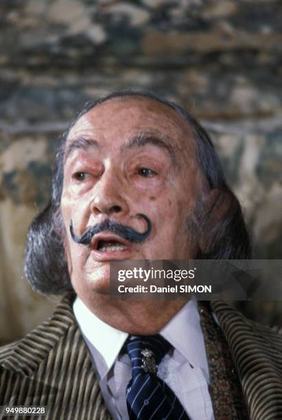 Portrait de Salvador Dali en décembre 1979 à Paris, France.