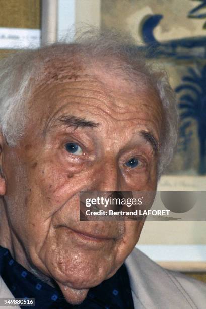 Portrait du peintre Marc Chagall le 6 juillet 1982 à Vence, France.