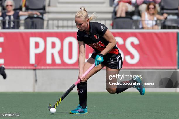 Charlotte Vega of Amsterdam Dames 1 during the match between Amsterdam D1 v Hurley D1 on April 22, 2018