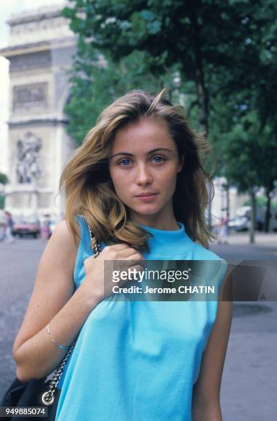 Emmanuelle Béart en juillet 1986, France.