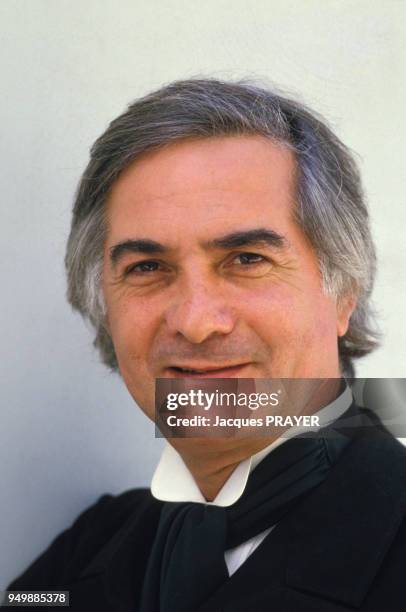 Portrait de Jean-Claude Brialy lors du tournage du film 'Grand Guignol' de Jean Mraboeuf le 4 septembre 1986 en France.