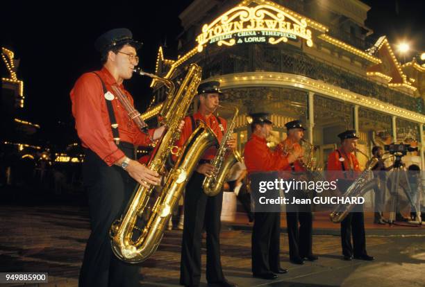 Défilé lors du 15e anniversaire de Disneyworld le 4 octobre 1986 à Orlando, Floride.