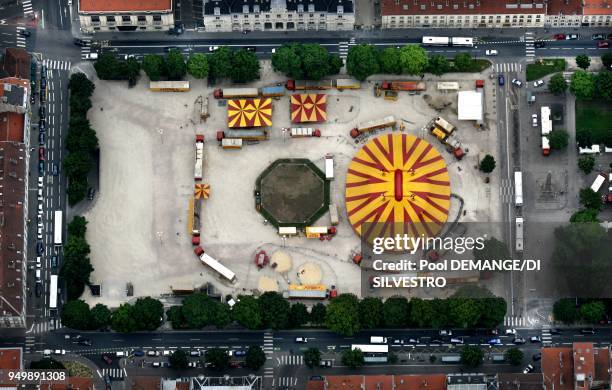 The Pinder Circus was created over 150 years ago. Each year it stops off at around 130 towns. Its big top seats 2500 people and is put up or down 260...