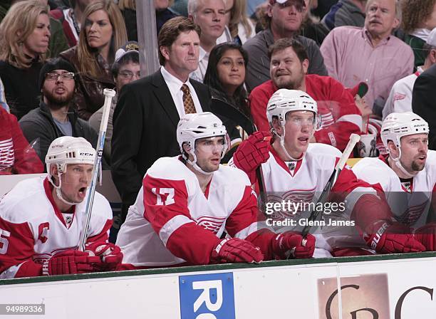 Head coach Mike Babcock of the Detroit Red Wings watches the play from behind the bench against the Dallas Stars on December 19, 2009 at the American...