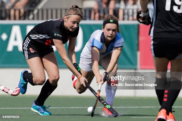 Marijn Veen of Amsterdam Dames 1 during the match between Amsterdam D1 v Hurley D1 on April 22, 2018