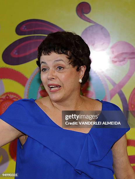 The Chief of the Civilian Household of the Brazilian Presidency and presidential candidate for next 2010 elections, Dilma Rousseff, waves during the...