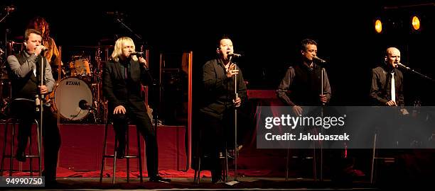 Singer Mathias Dietrich, Tobias Kuenzel, Sebastian Krumbiegel, Jens Sembdner and Wolfgang Lenk of the German a-capella pop band Die Prinzen perform...