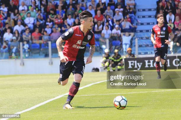 Fabio Pisacane of Cagliari in action during the serie A match between Cagliari Calcio and Bologna FC at Stadio Sant'Elia on April 22, 2018 in...