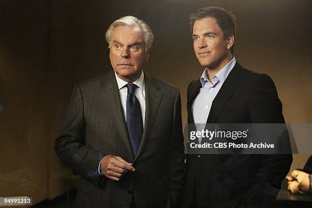 Flesh and Bone"-- Gibbs questions DiNozzo&Otilde;s ability to do his job when the elder DiNozzo becomes involved in their latest investigation, on...