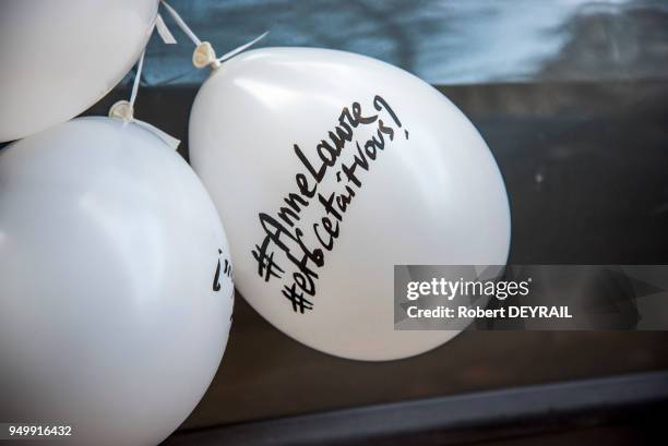 Témoignage de soutien des habitants lors de la marche blanche en hommage à Anne-Laure Moreno, victime d'un chauffard, le 3 décembre 2016 à Lyon,...